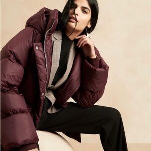 Banana Republic Down Puffer Coat - Burgundy - Lightweight - Oversized